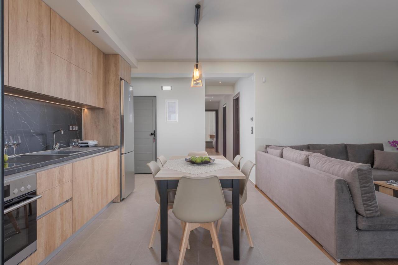 Sea Wind Luxury Apartments With Pool Kassandra Halkidikι Néa Fókaia Kültér fotó